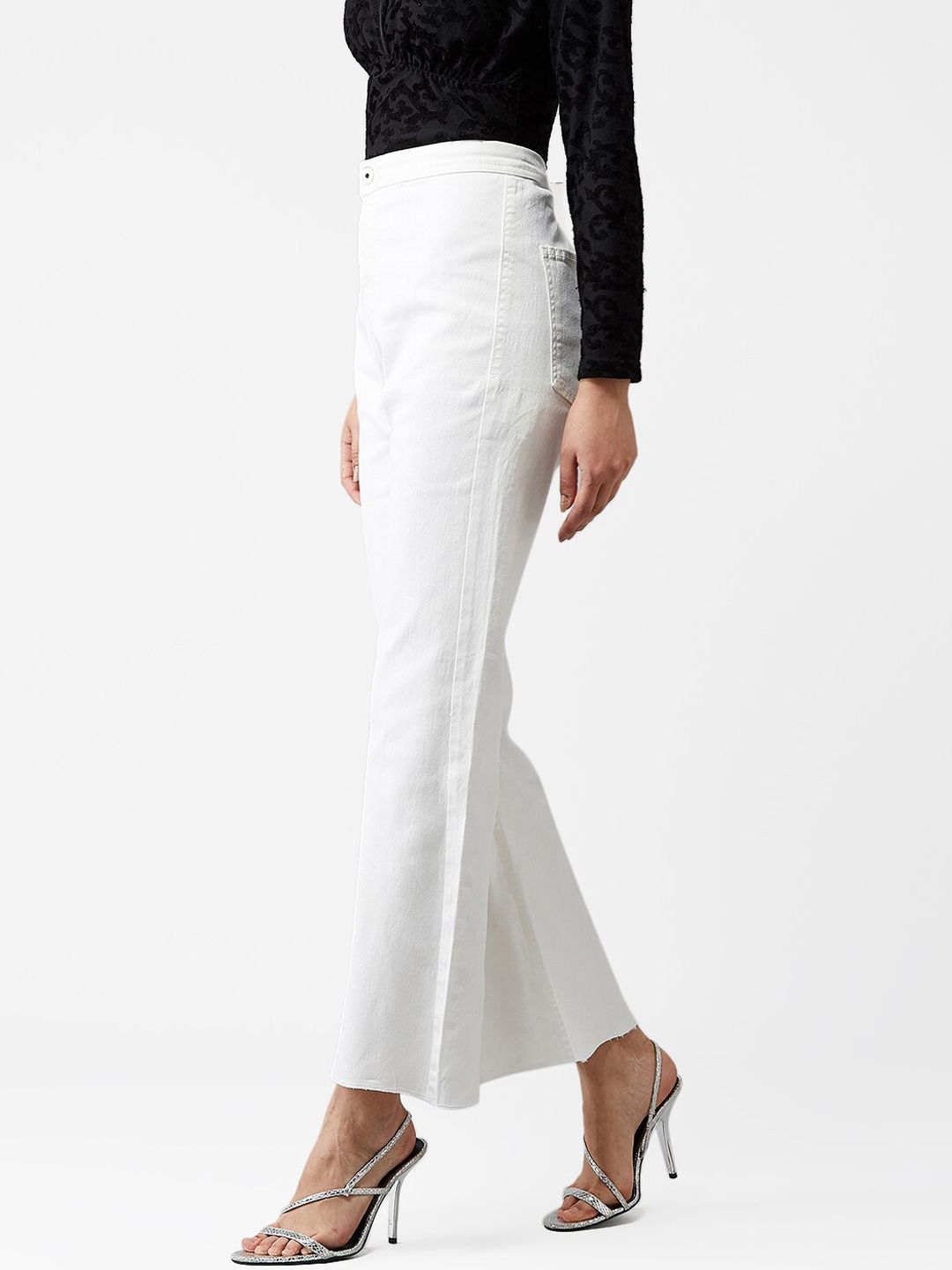 Kotty Women White Skinny Fit Jeans