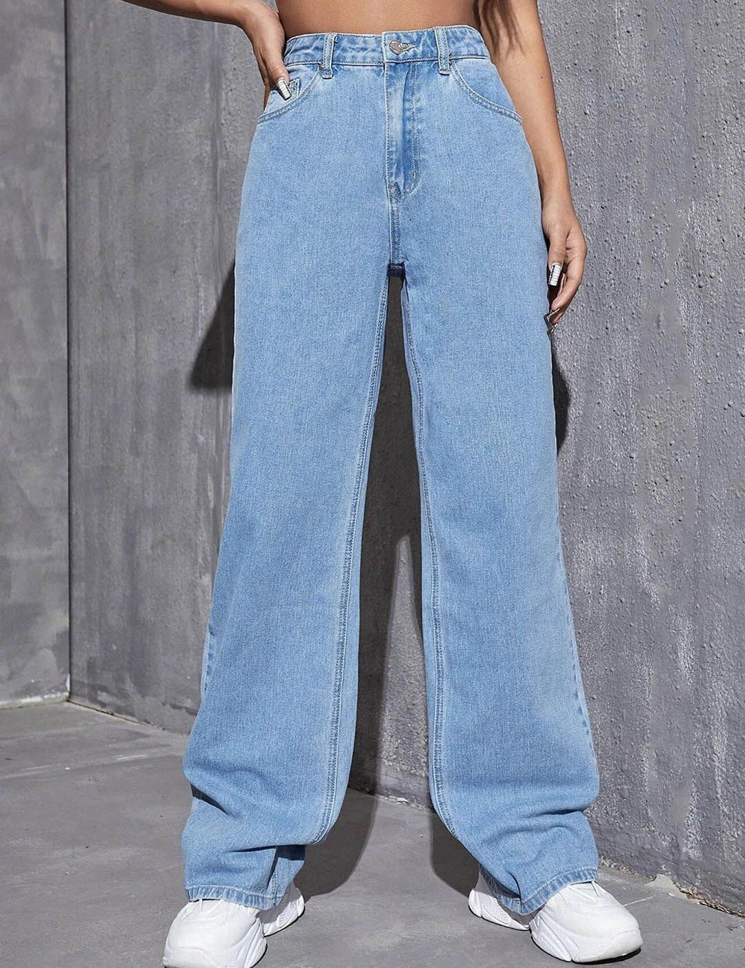 Kotty Women Jean Straight Fit Leg High-Rise Light Fade Stretchable Jeans