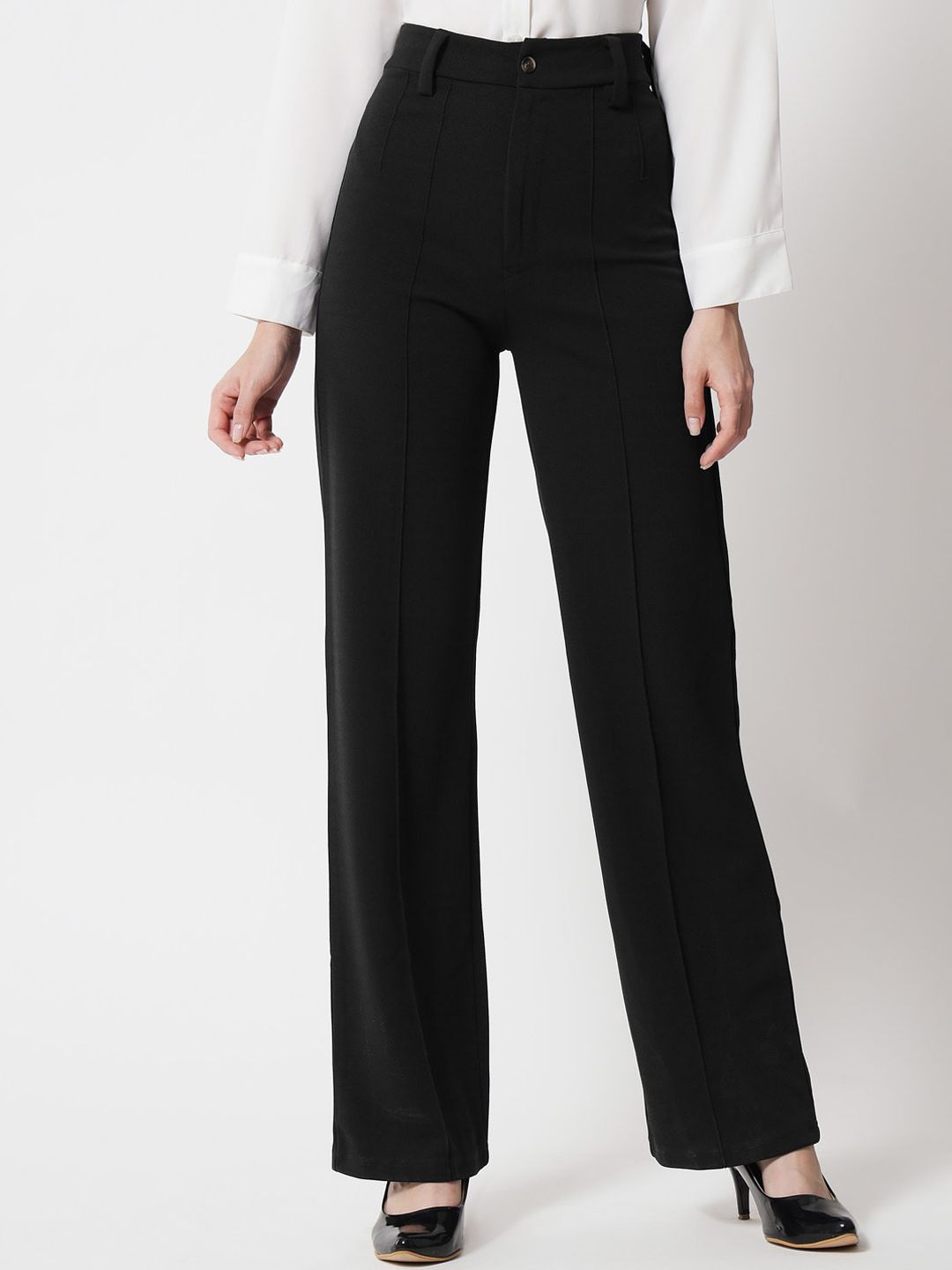 Kotty Women Relaxed Straight Leg Straight Fit High-Rise Pleated Trousers
