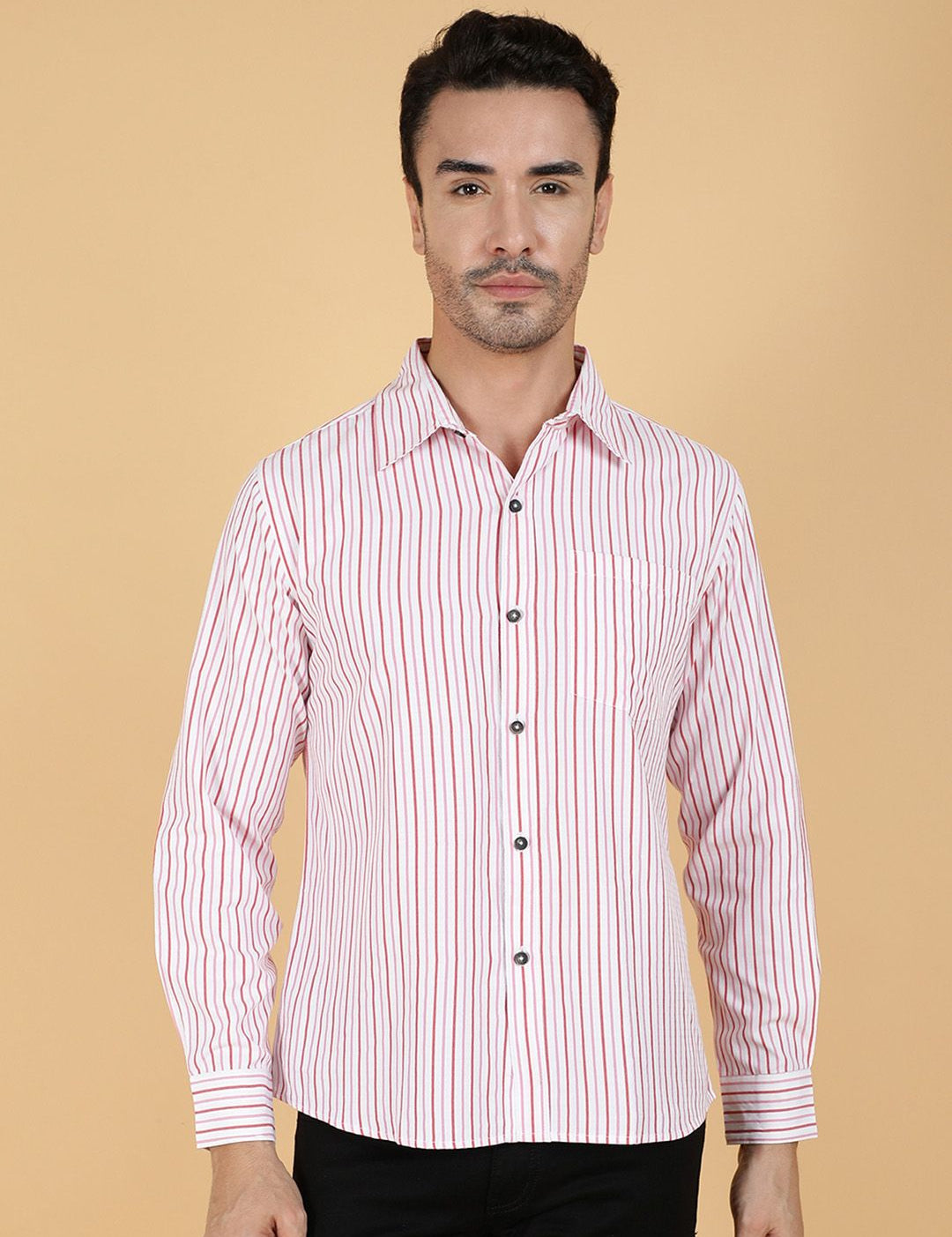 Kotty Men Relaxed Spread Collar Graphic Printed Casual Shirt