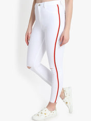 Kotty Women White Skinny Fit High-Rise Slash Knee Stretchable Jeans