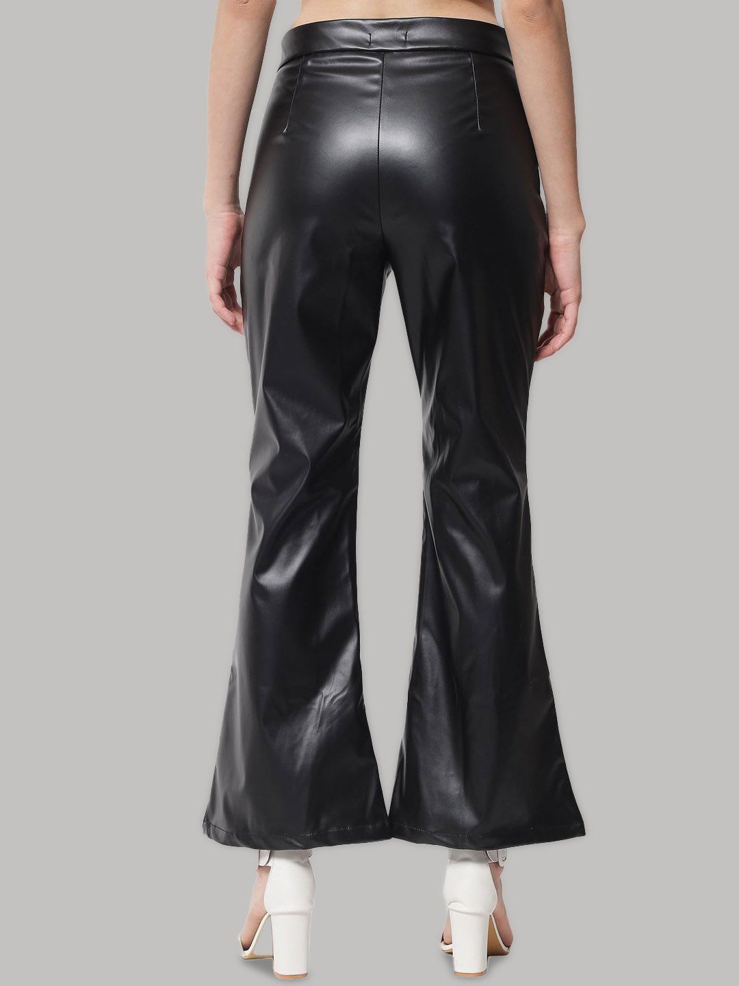 Kotty Women Relaxed Flared High-Rise Trousers