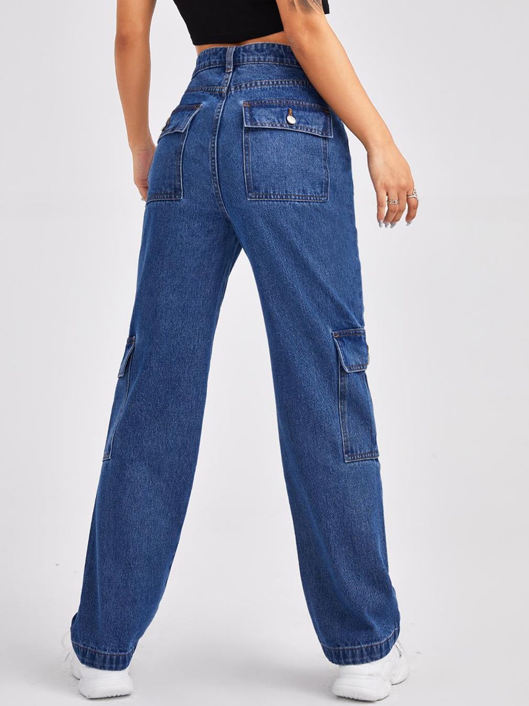 Kotty Women Blue Jean Straight Fit High-Rise Slash Knee Stretchable Jeans