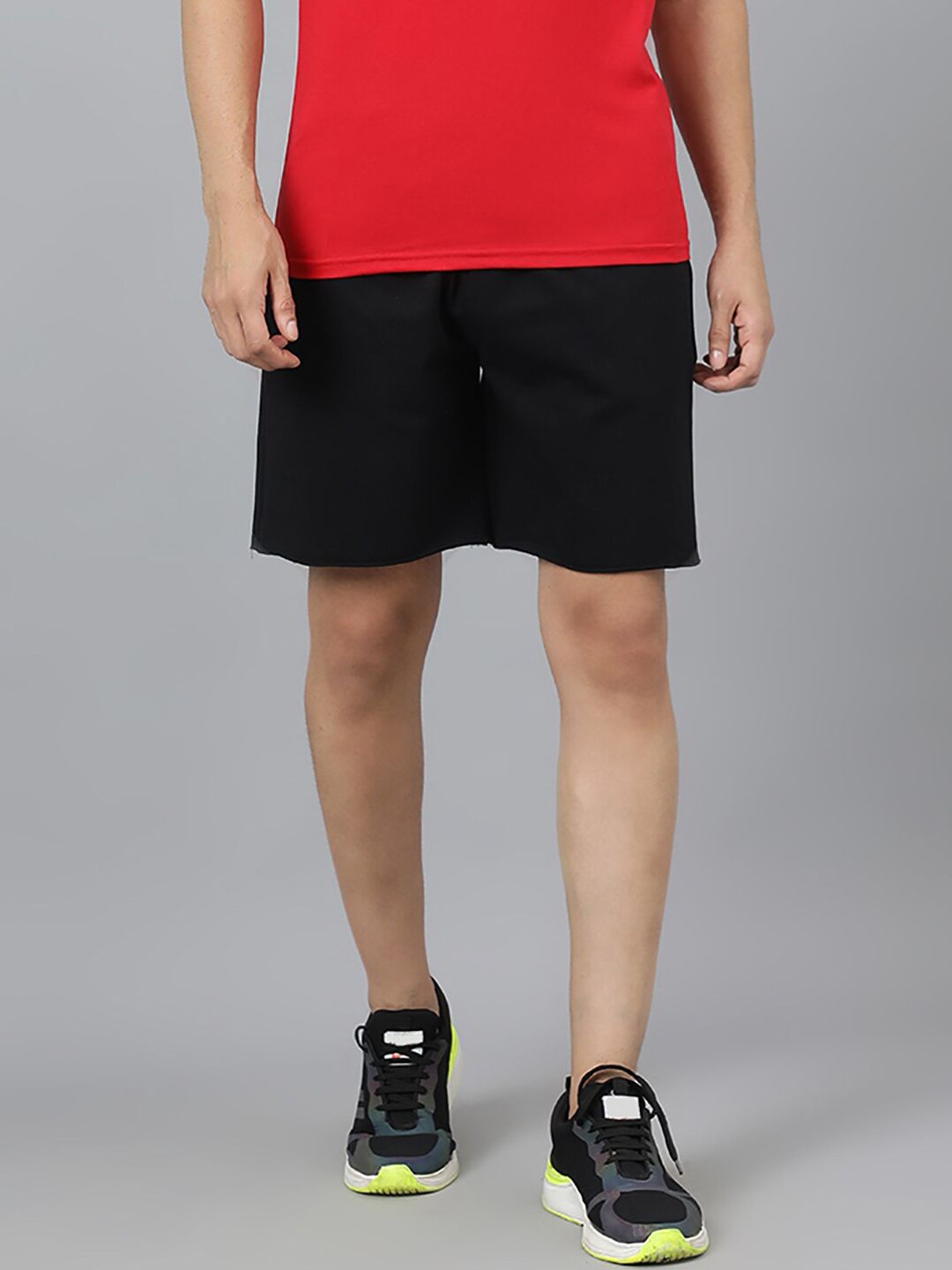 Kotty Men Black Mid-Rise Regular Shorts