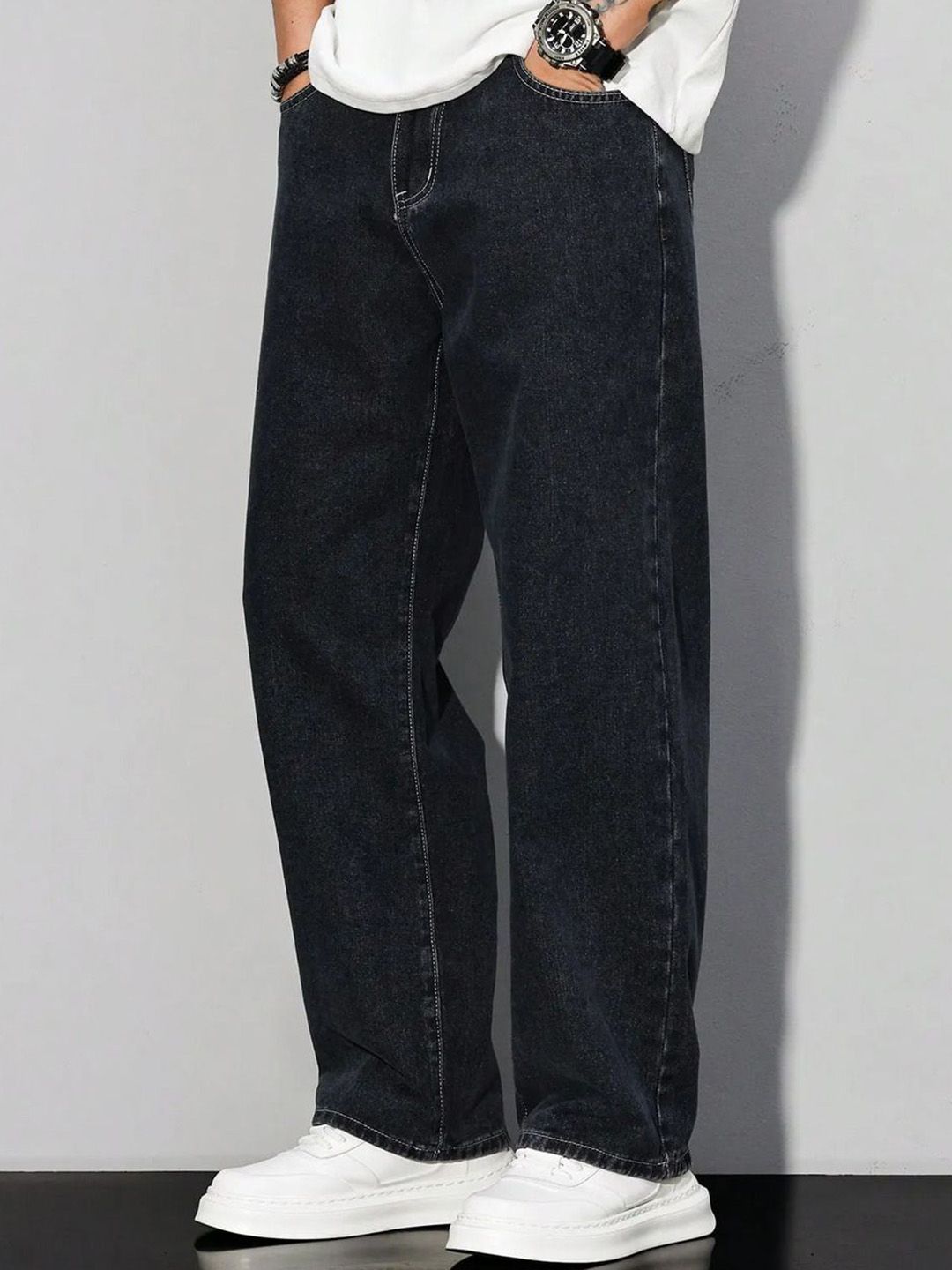 Kotty Men Baggy Mid-Rise Stretchable Cotton Jeans