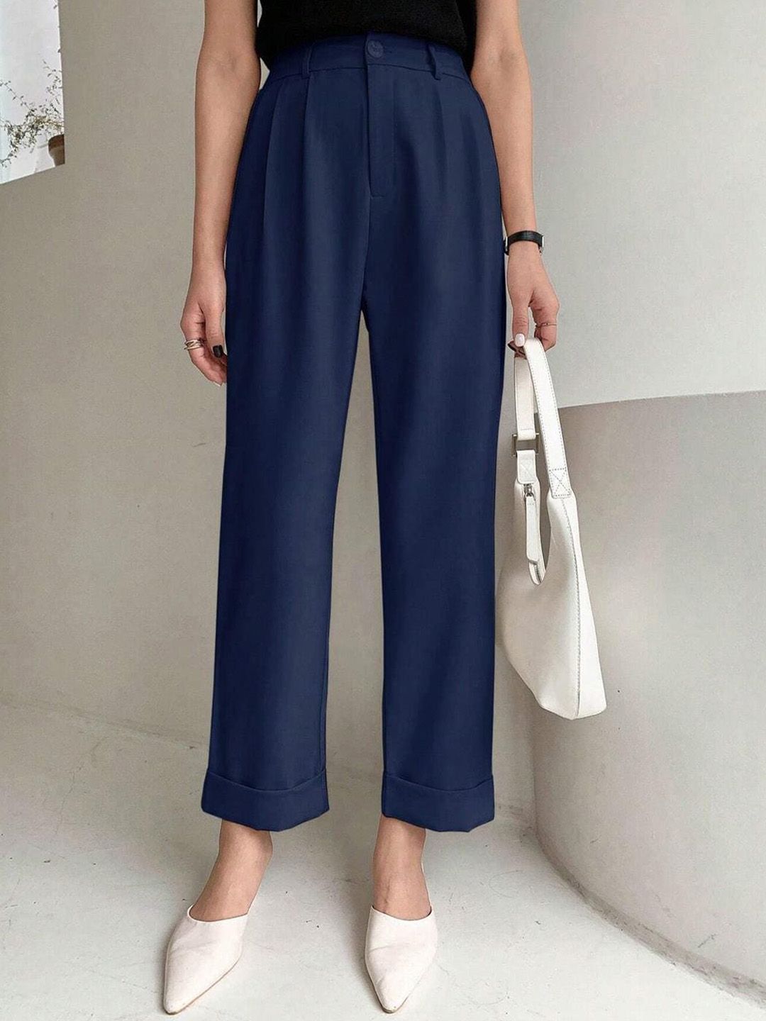 Kotty Women Relaxed Straight Leg Fit High-Rise Easy Wash Pleated Parallel Trousers