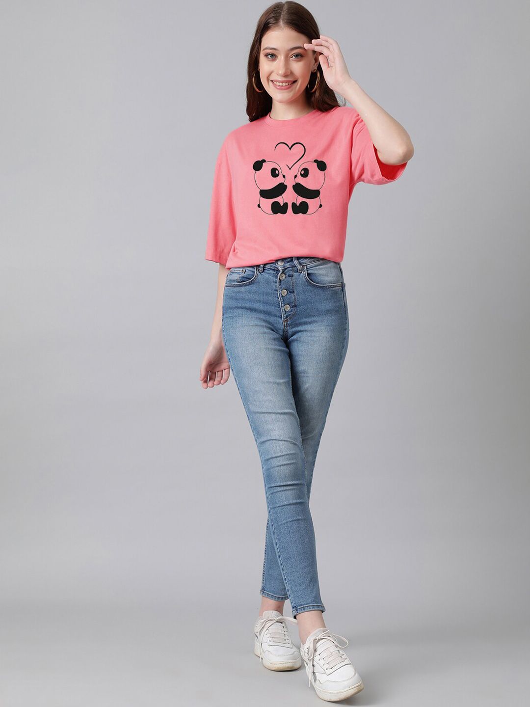 Kotty Graphic Printed Drop Shoulder Sleeves Oversized T-shirt