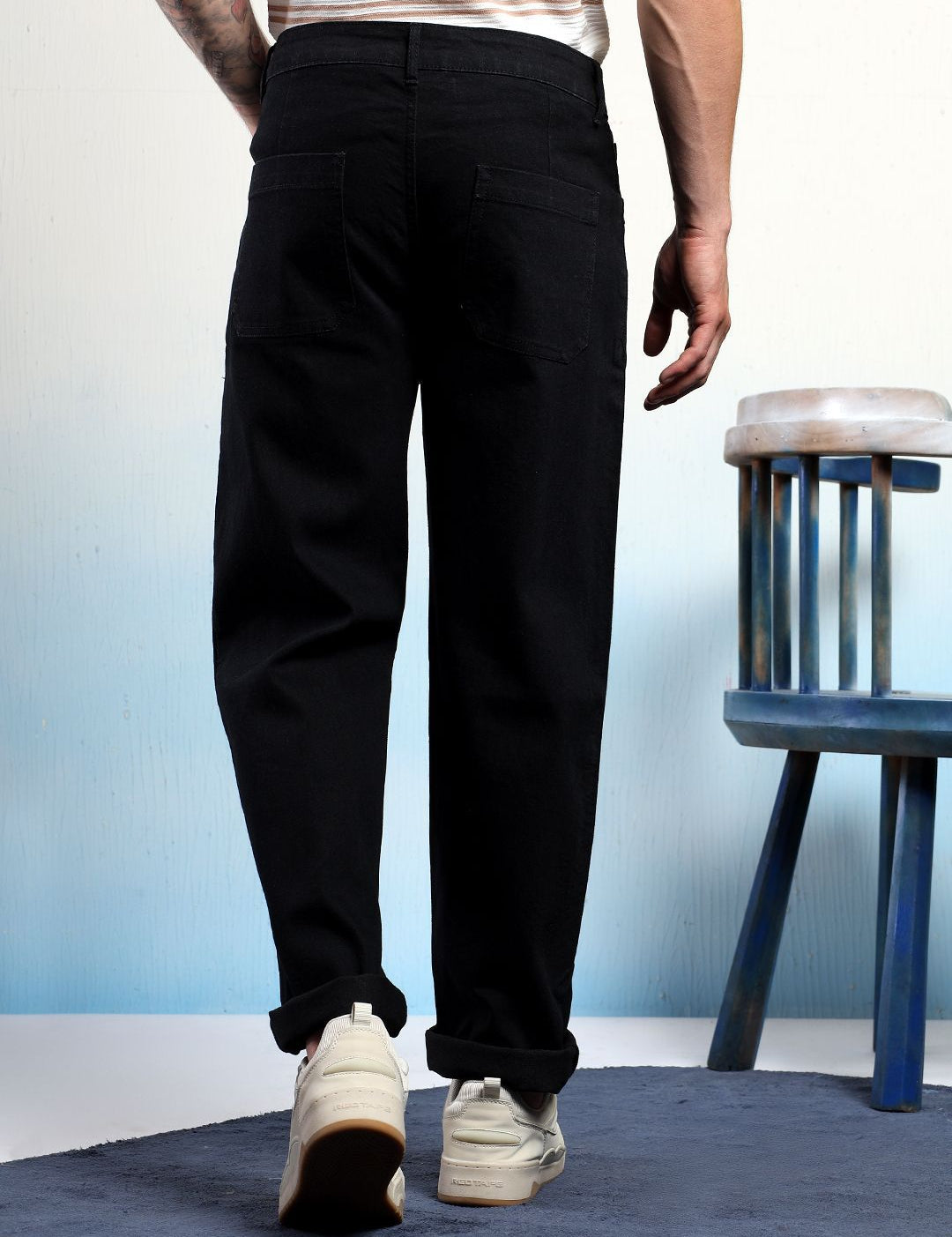 Kotty Men Low-Rise Wrinkle Free Pleated Cargos Trousers