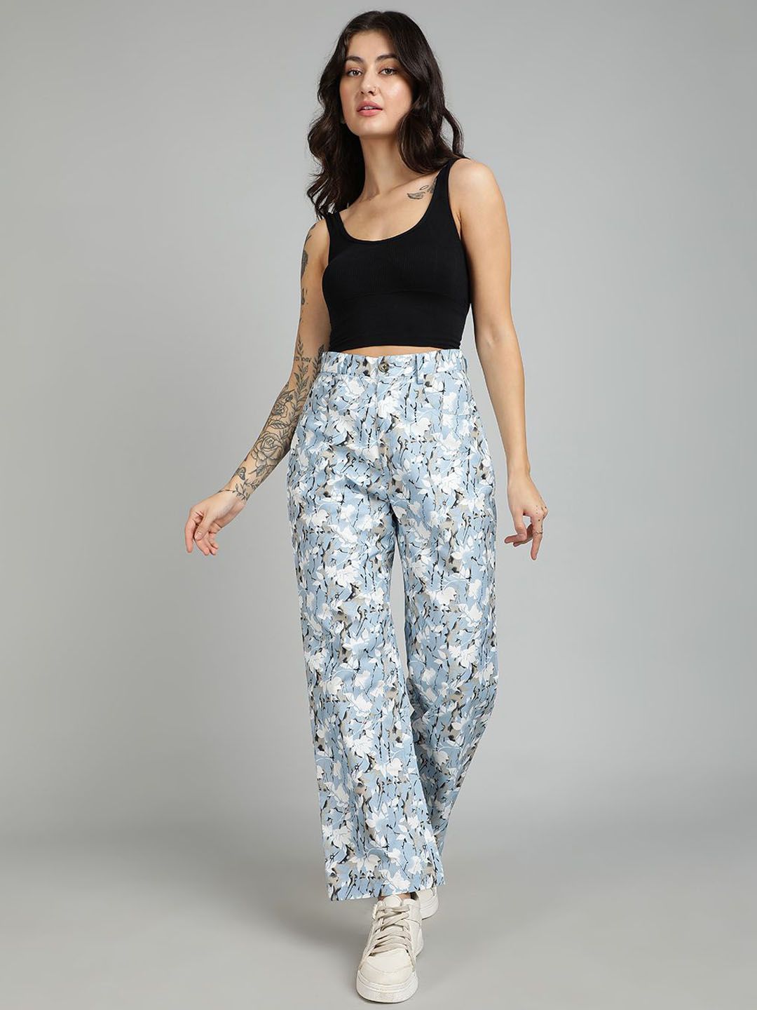 Kotty Women Floral Printed Straight Fit High-Rise Trousers