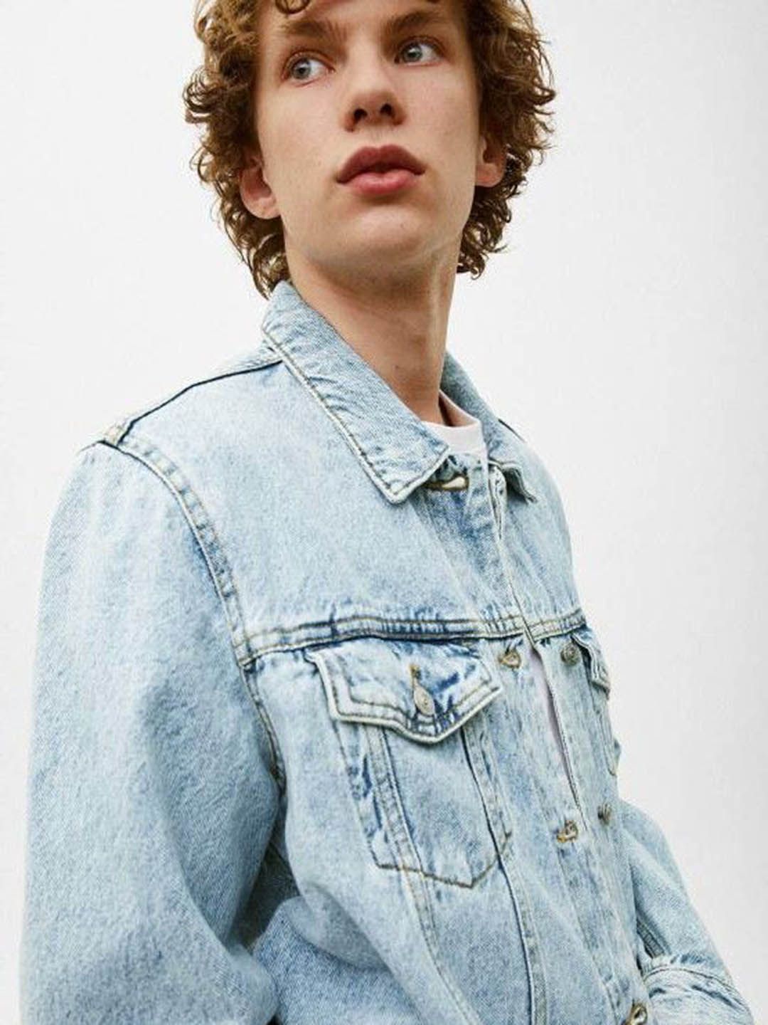Kotty Men Solid Spread Collar Denim Jacket