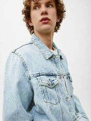 Kotty Men Solid Spread Collar Denim Jacket