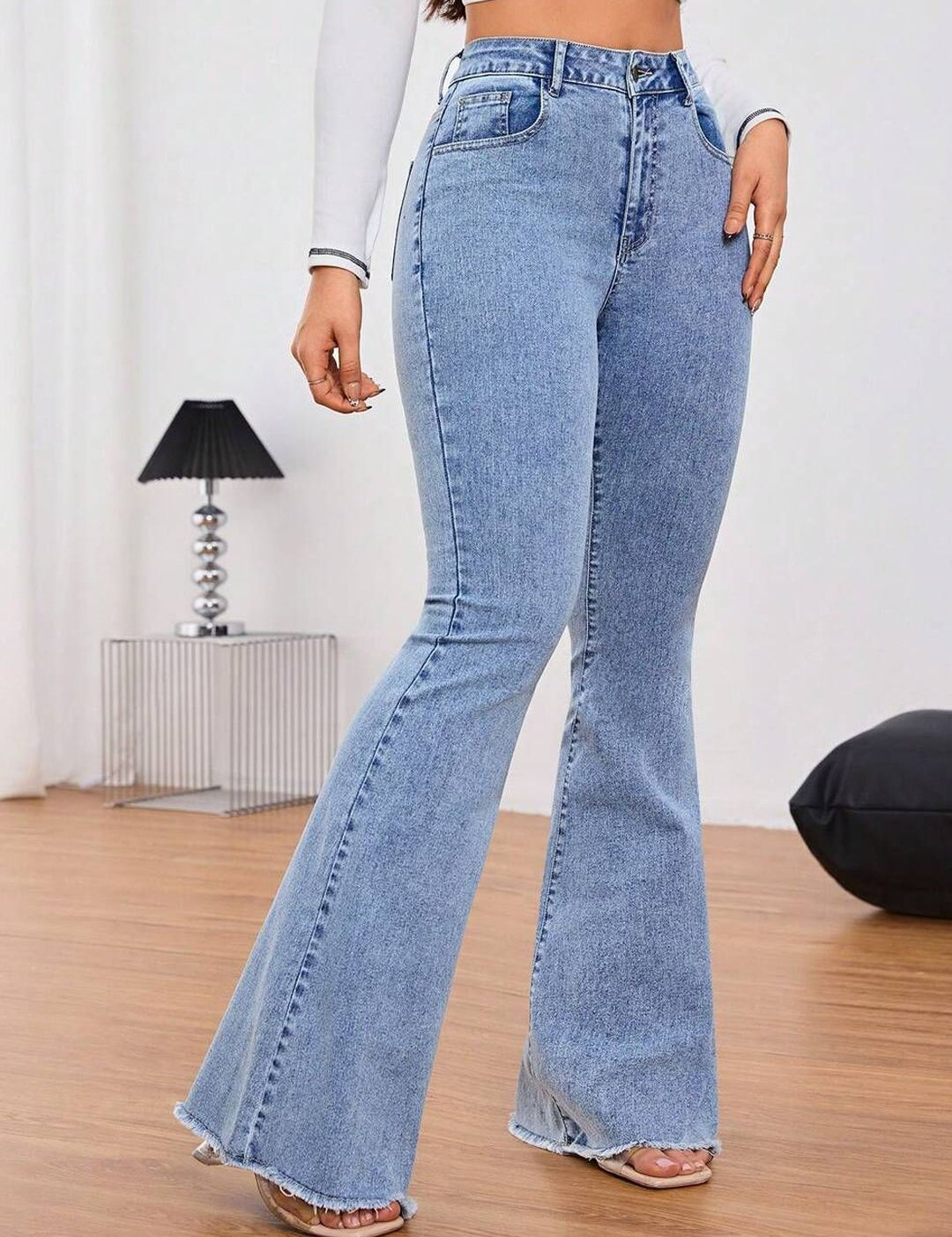 Kotty Women Bootilicious Bootcut High-Rise Stretchable Jeans