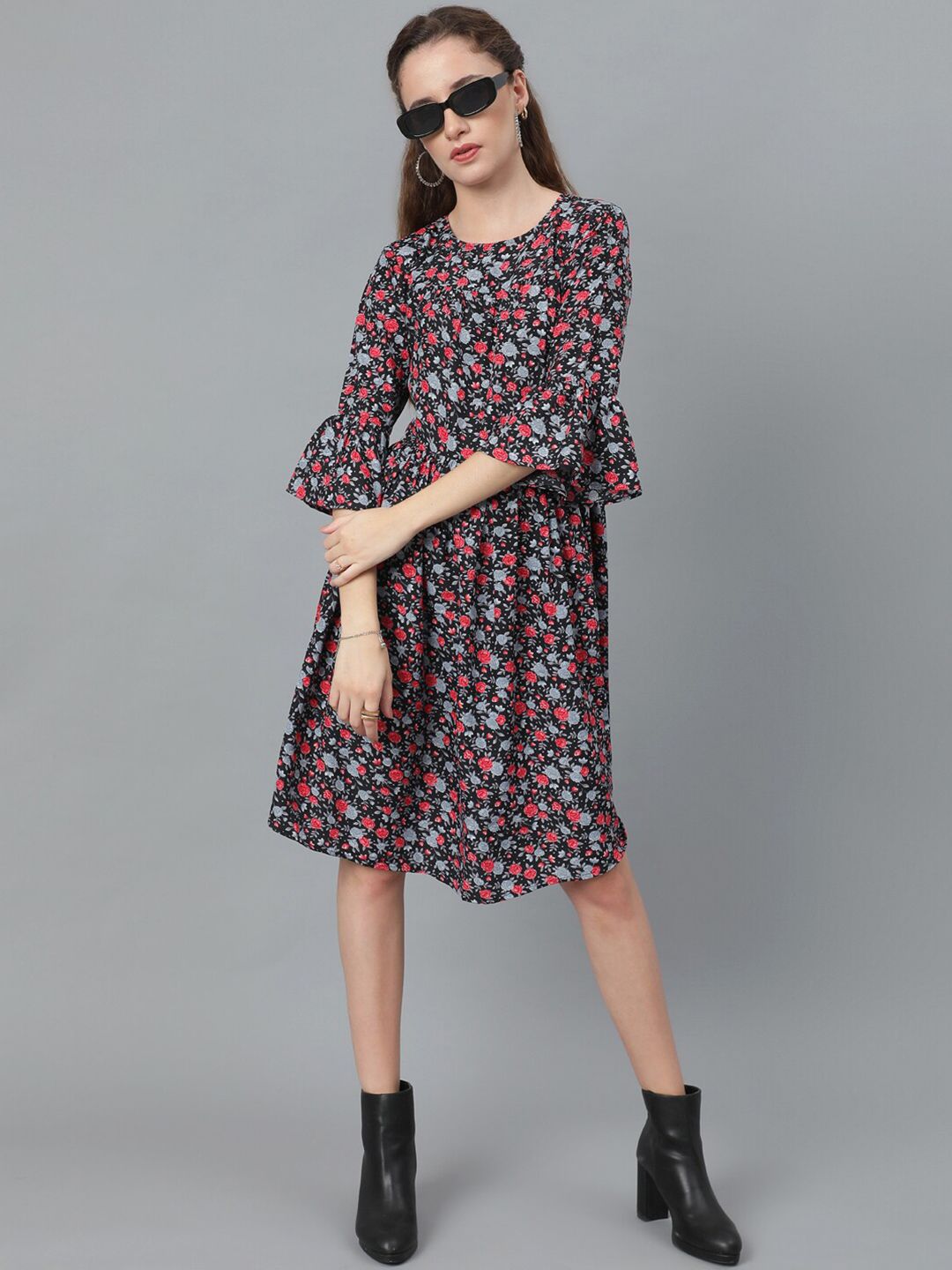 Kotty Black & Red Floral Printed Flared Sleeves Crepe Gathered Fit & Flare Dress