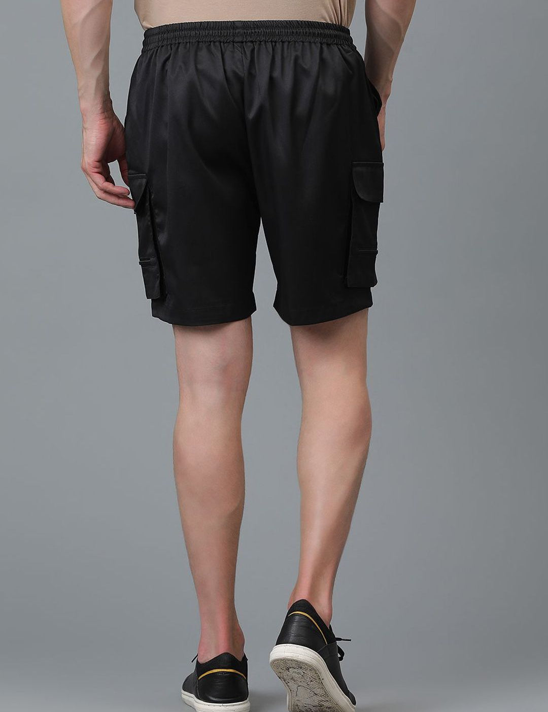Kotty Men Low-Rise Cargo Shorts