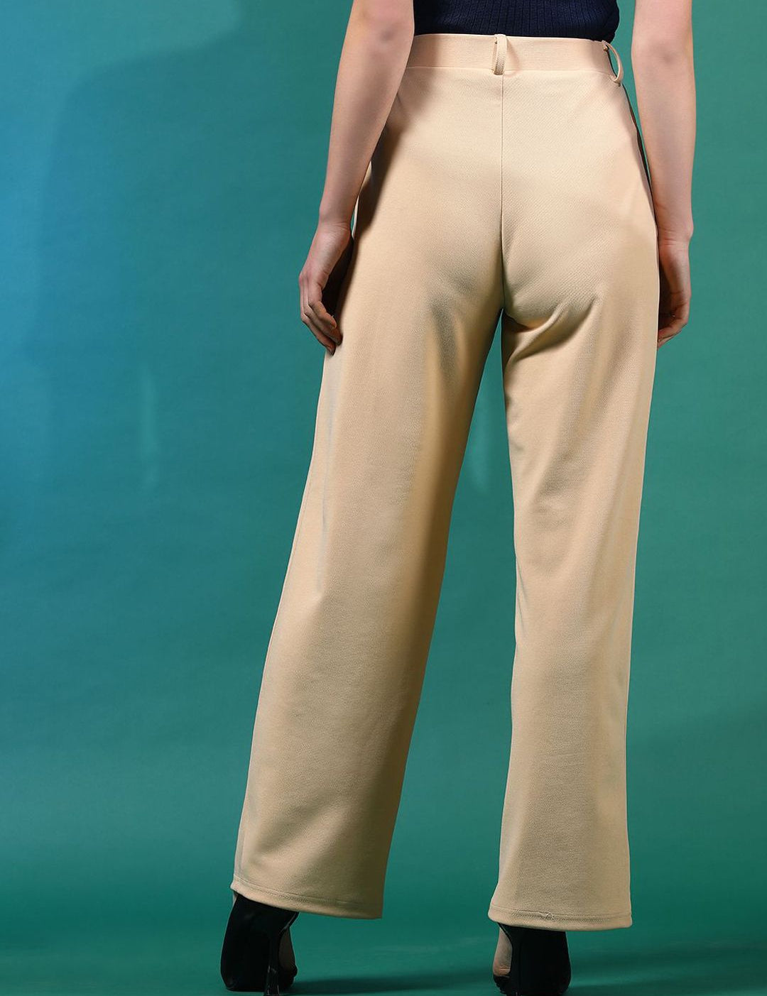 Kotty Women Relaxed Straight Fit Pleated High-Rise Trousers