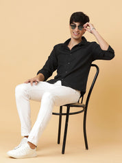 Kotty Men Relaxed Spread Collar Solid Casual Shirt