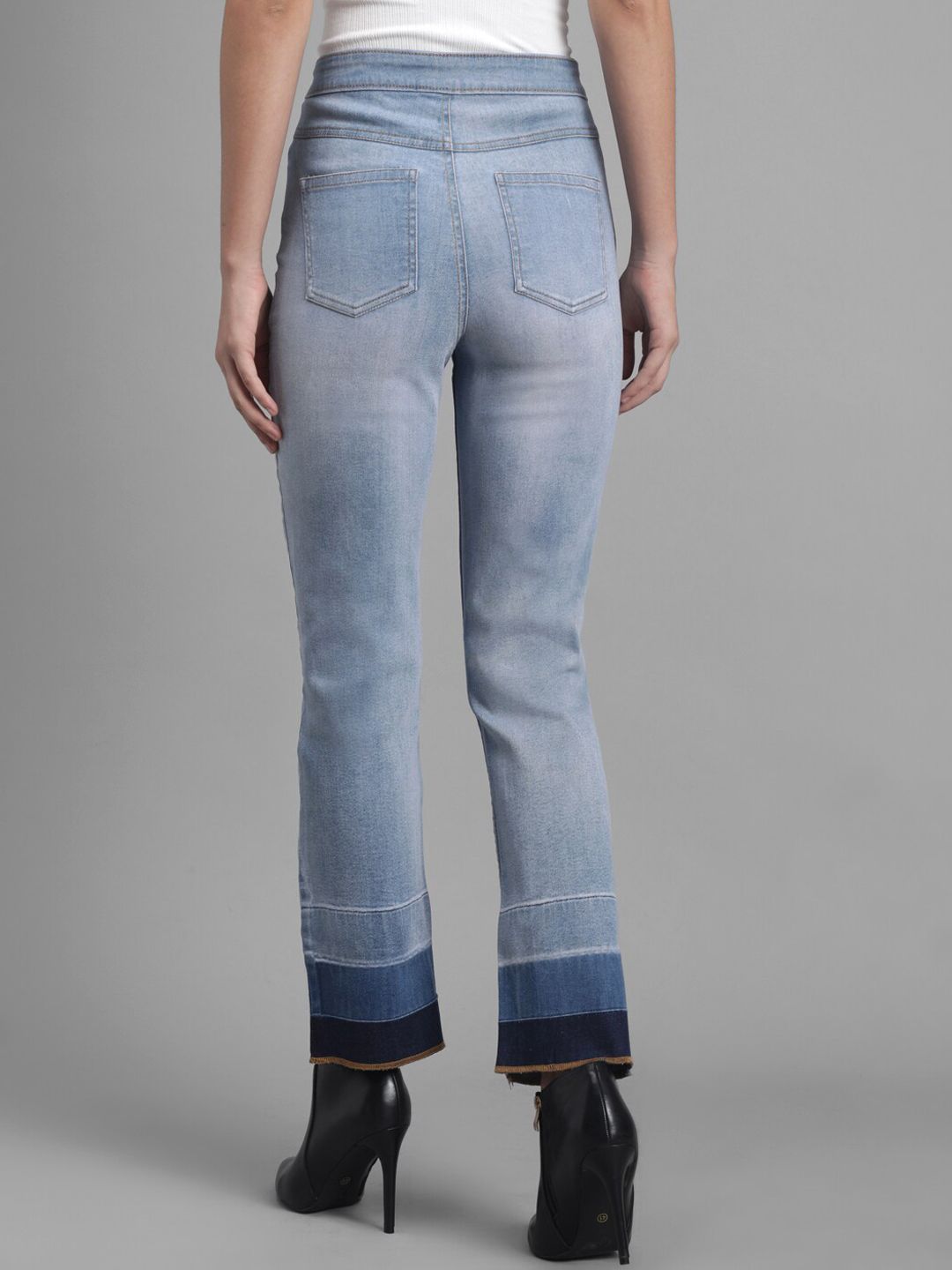 Kotty Women Blue Flared High-Rise Clean Look Jeans