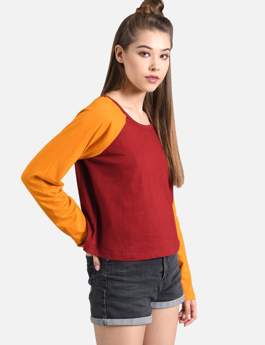 Kotty Women Maroon Solid Round Neck T-shirt