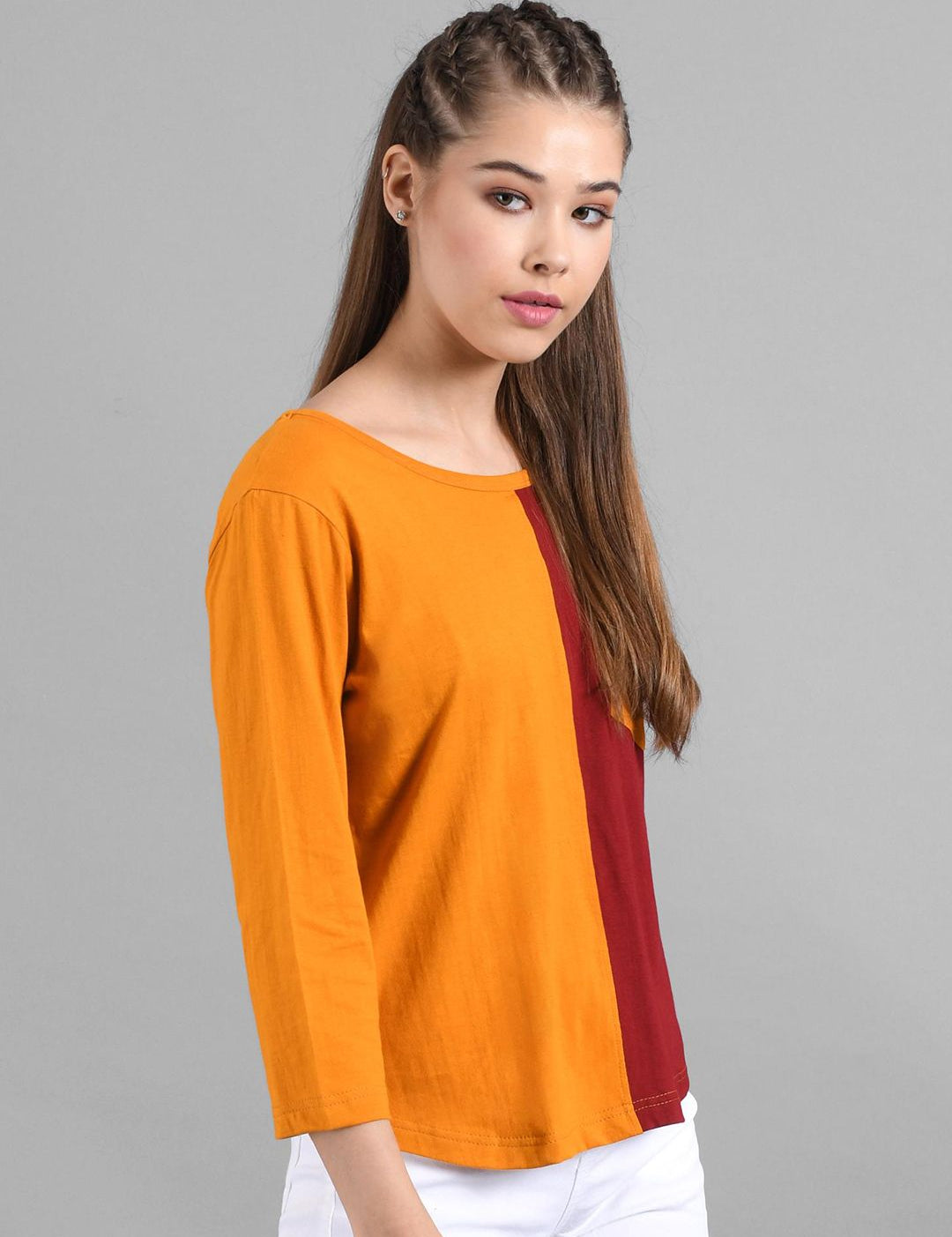 Kotty Colourblocked Round Neck T-shirt
