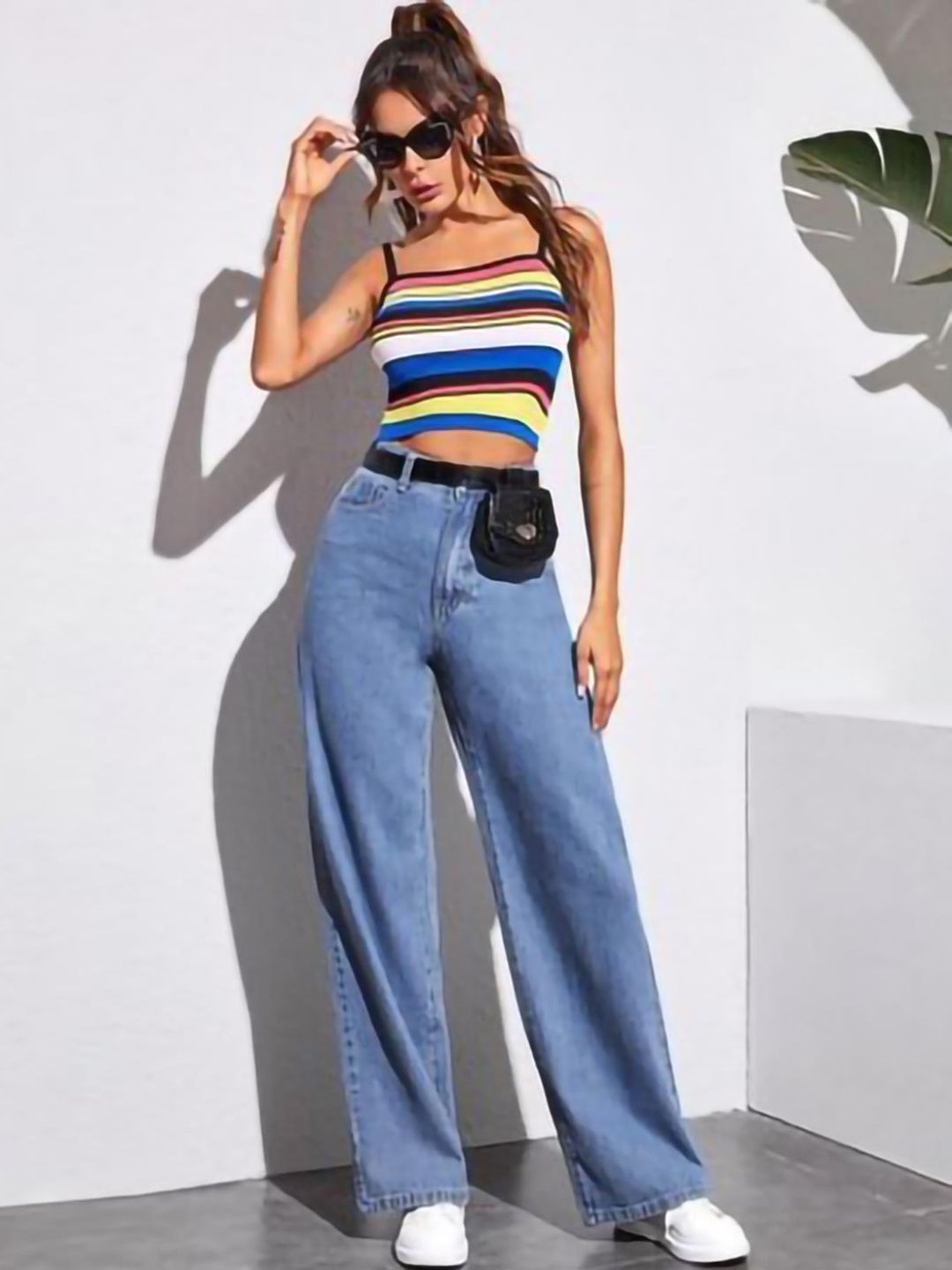 Kotty Women Jean Straight Fit High-Rise Clean Look Stretchable Jeans