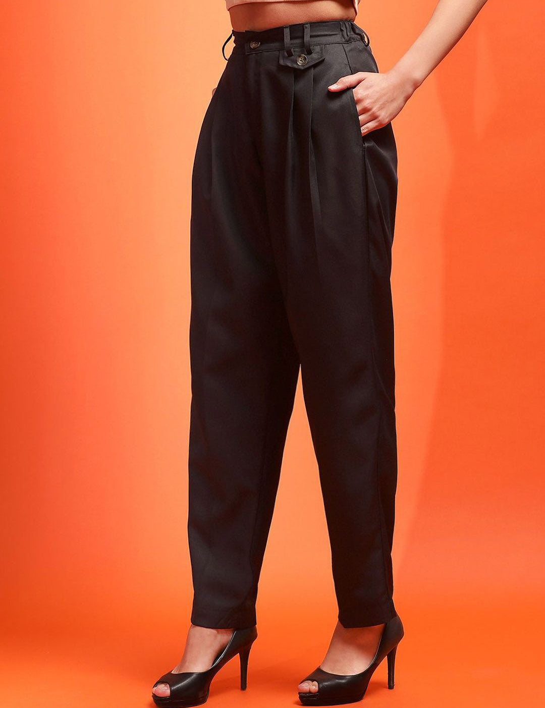 Kotty Women Relaxed High-Rise Easy Wash Pleated Trousers