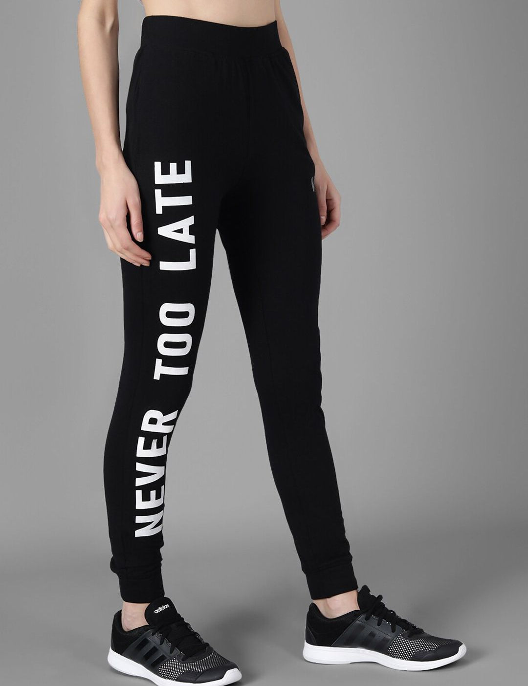 Kotty Women Pack Of 2 Printed Straight-Fit Joggers