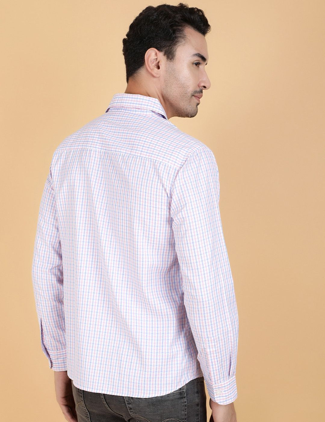 Kotty Men Relaxed Spread Collar Graphic Printed Casual Shirt