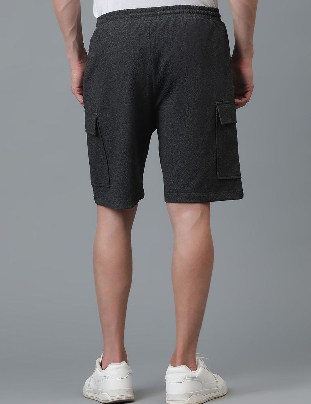 Kotty Men Low-Rise Cargo Shorts