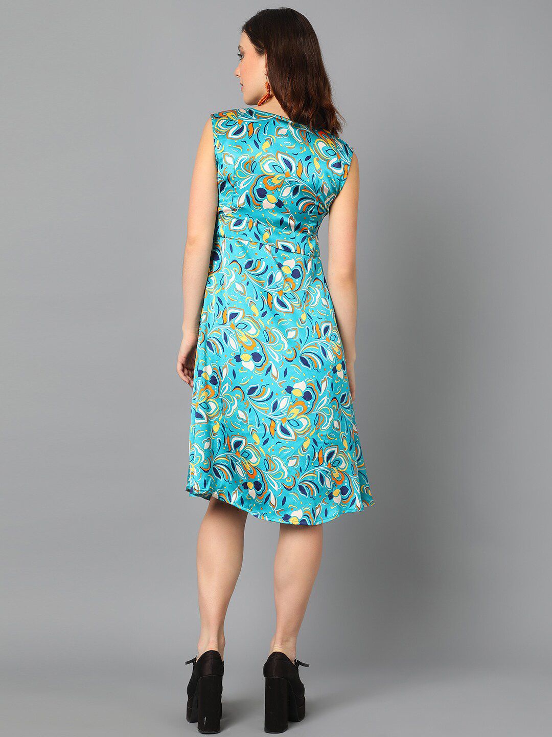 Kotty Floral Printed V-Neck Satin Midi Wrap Dress