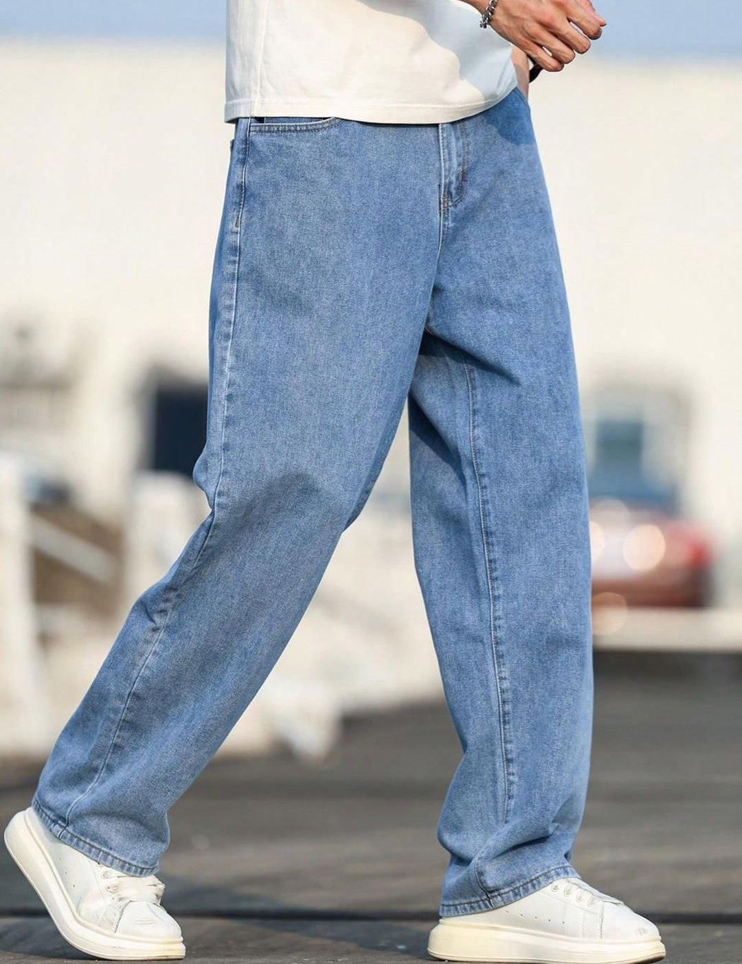 Kotty Men Straight Fit Mid-Rise Stretchable Jeans