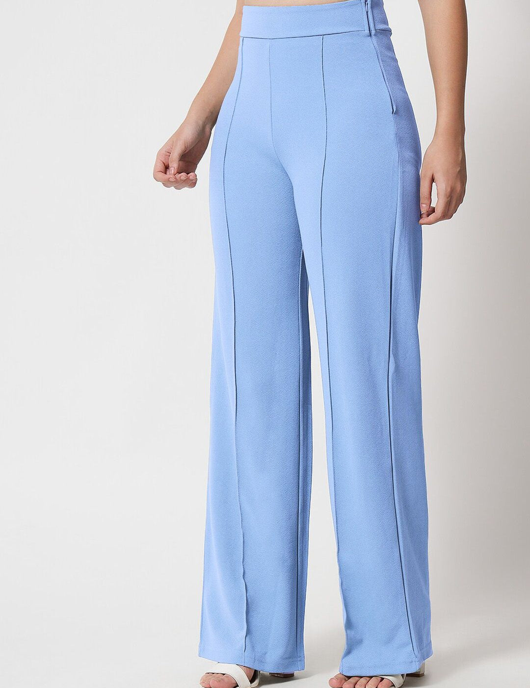 Kotty Women Relaxed Straight Leg Straight Fit High-Rise Trousers