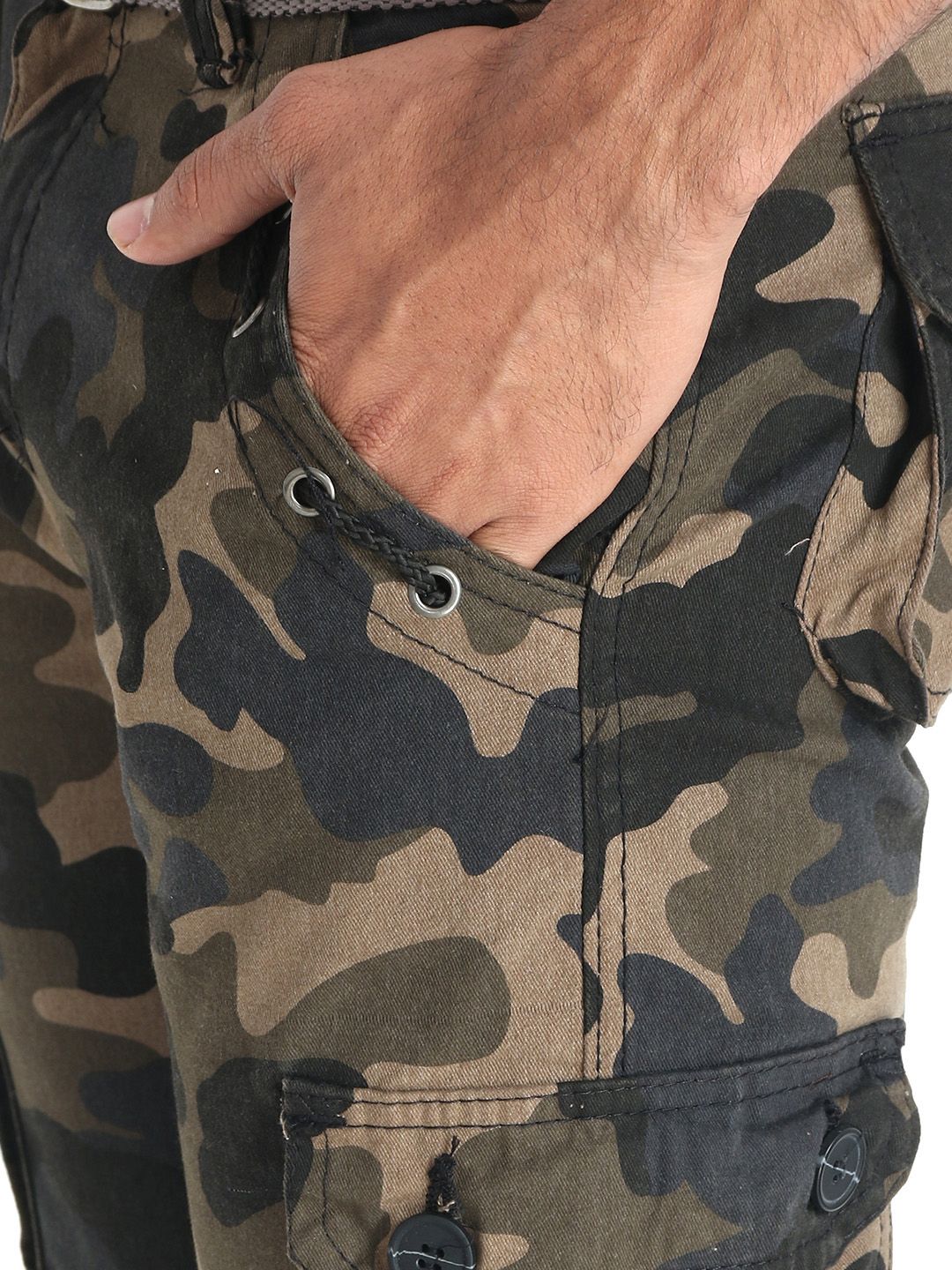 Kotty Men Beige & Green Regular Fit Camouflage Printed Cargos