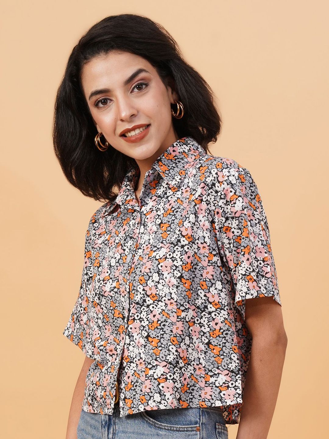 Kotty Black Floral Printed Casual Shirt