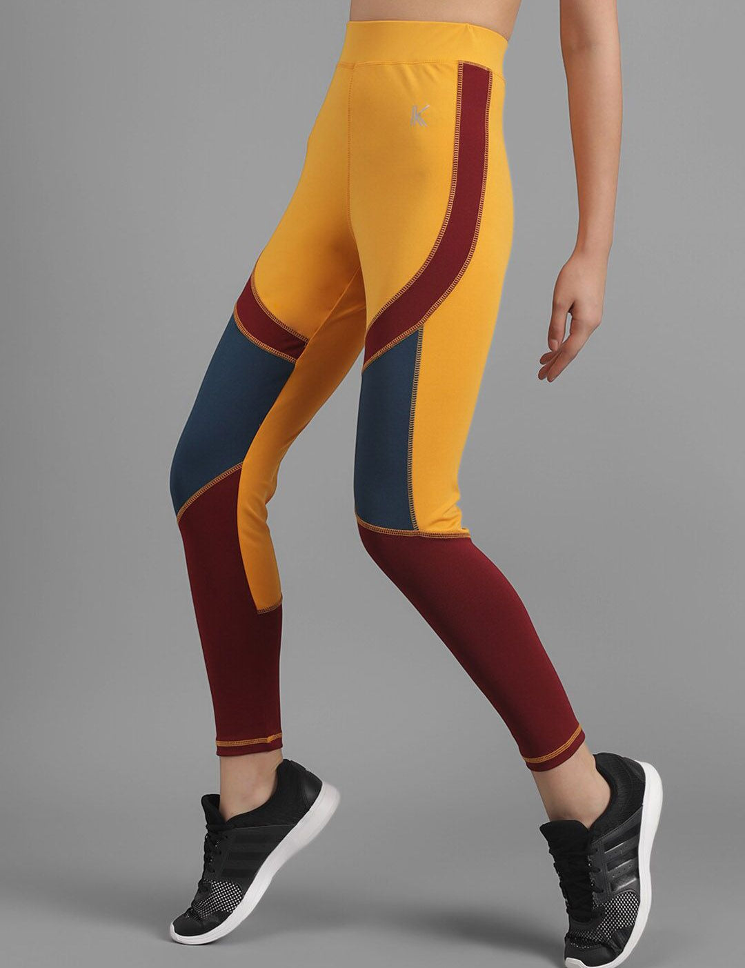 Kotty Women Yellow & Maroon Colourblocked Ankle-Length Tights