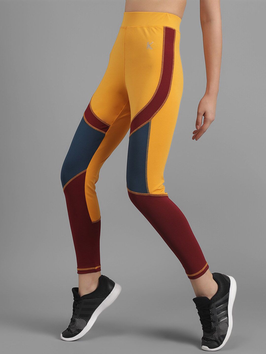 Kotty Women Yellow & Maroon Colourblocked Ankle-Length Tights