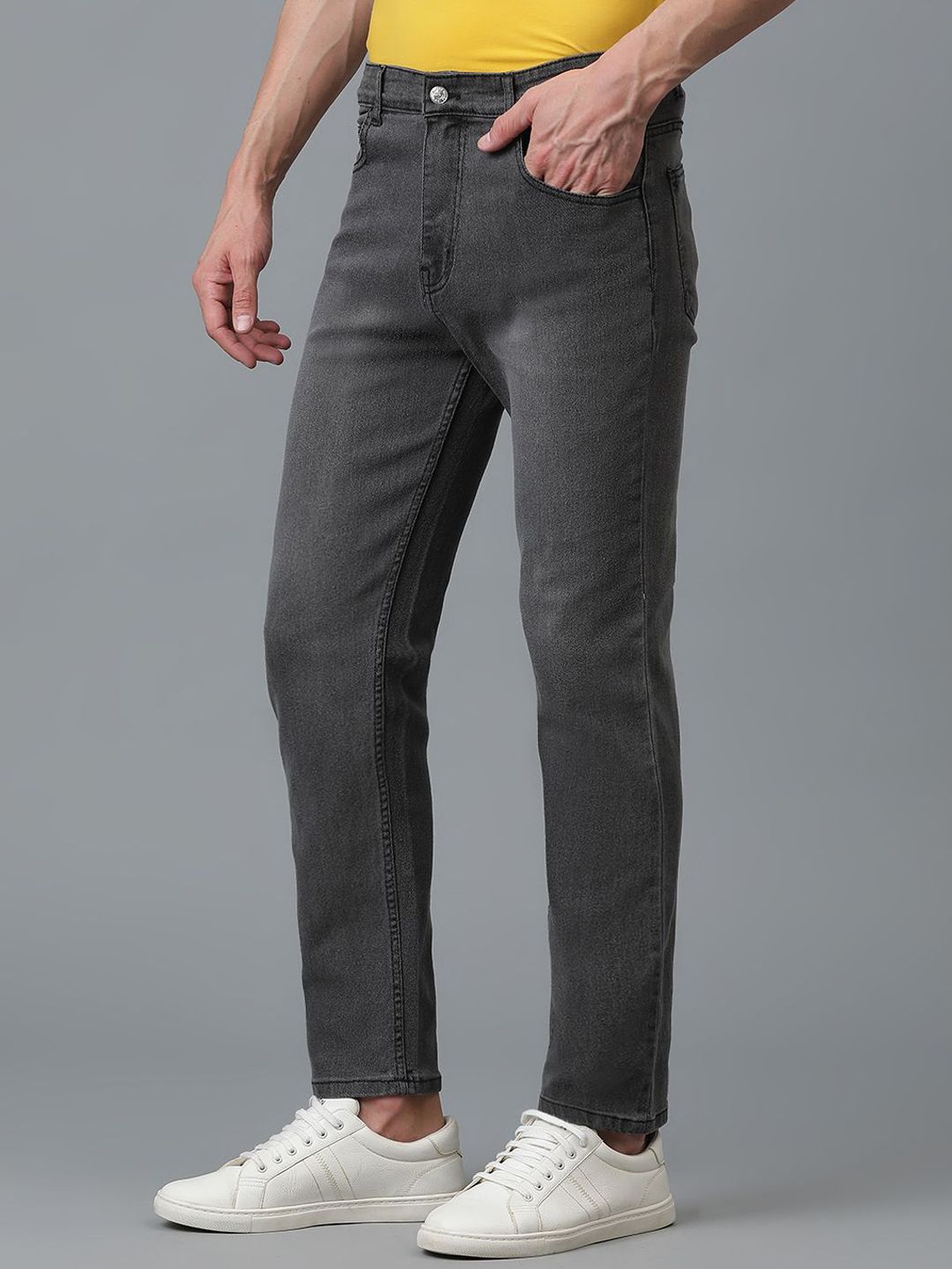 Kotty Men Jean Slim Fit Low-Rise Light Fade Stretchable Jeans