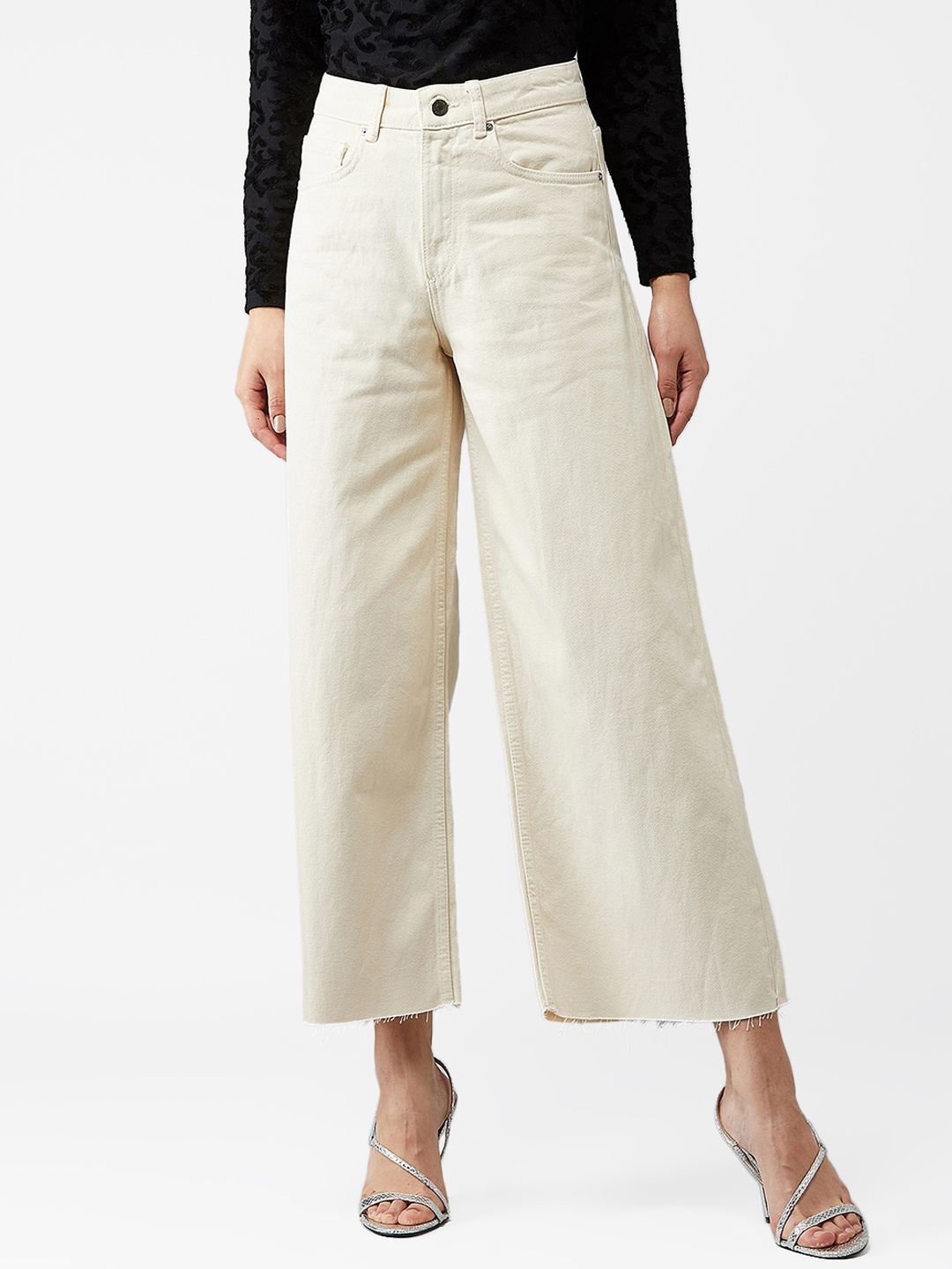 Kotty Women Cream-Coloured Skinny Fit Jeans