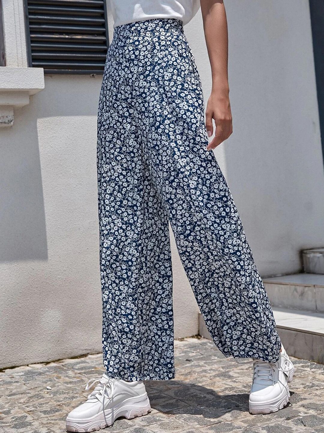 Kotty Women Animal Printed Relaxed Straight Fit High-Rise Easy Wash Trousers