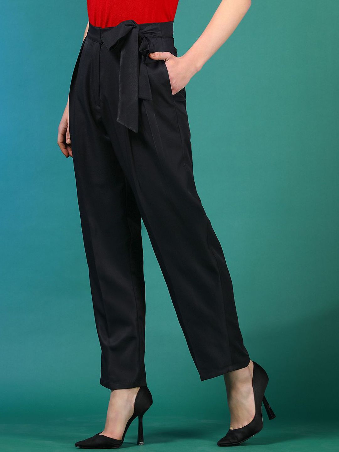 Kotty Women Relaxed High-Rise Easy Wash Pleated Trousers