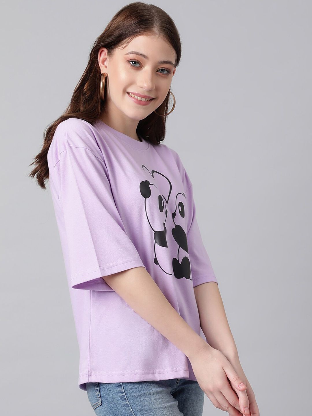 Kotty Graphic Printed Drop Shoulder Sleeves Oversized T-shirt