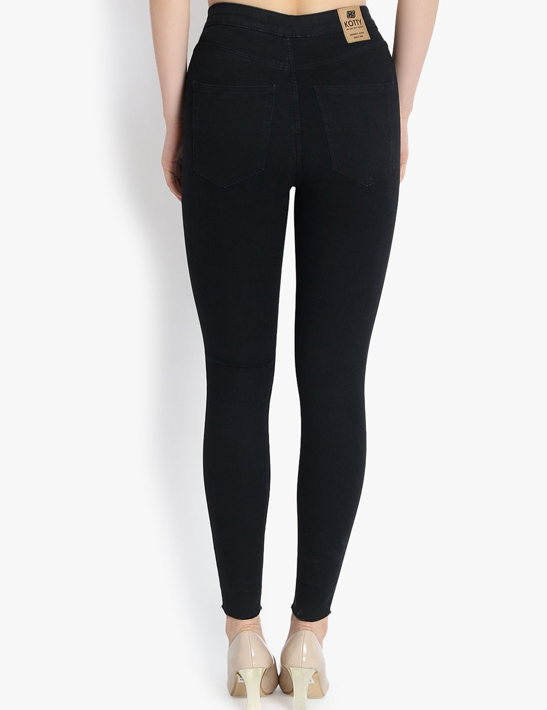 Kotty Women Black Skinny Fit High-Rise Slash Knee Jeans
