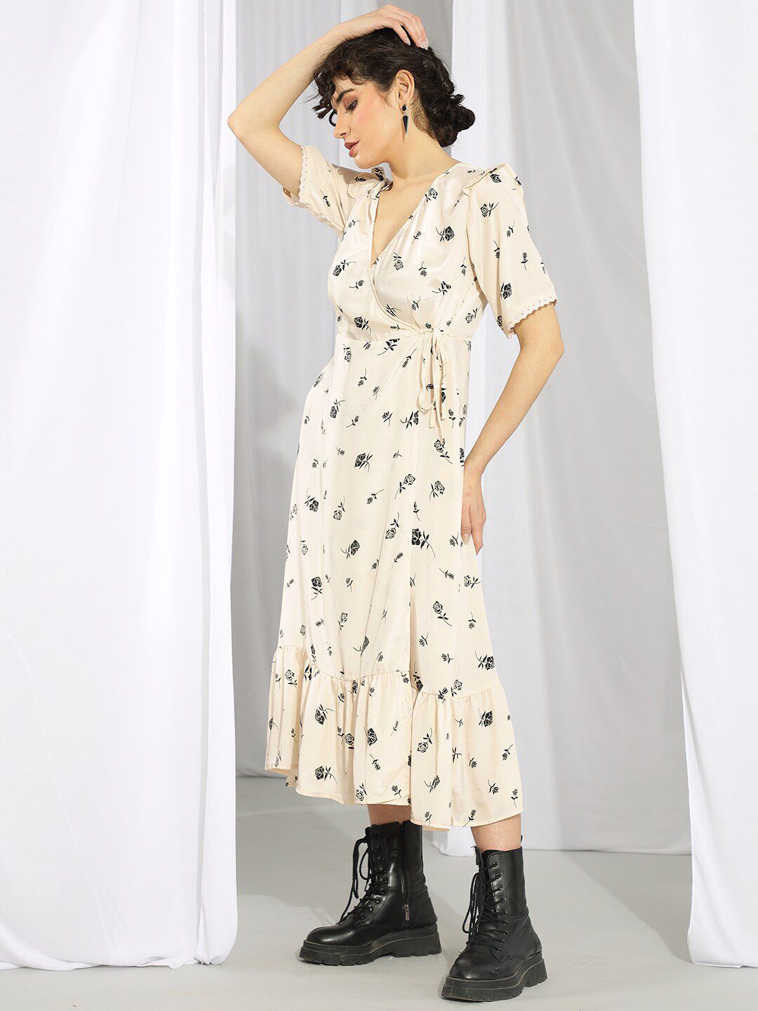 Kotty Cream & Black Floral Printed Wrap Midi Dress