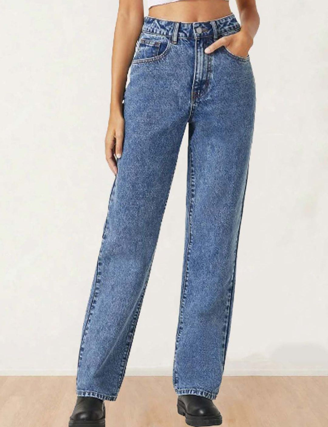 Kotty Women Straight Fit High-Rise Stretchable Jeans