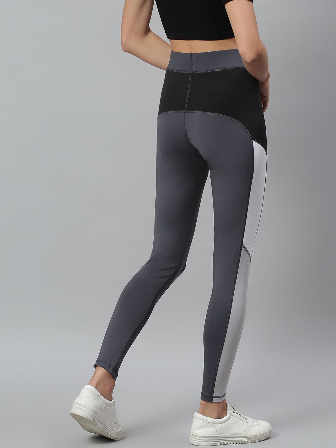 Kotty Women Grey & Black Colourblocked Tights