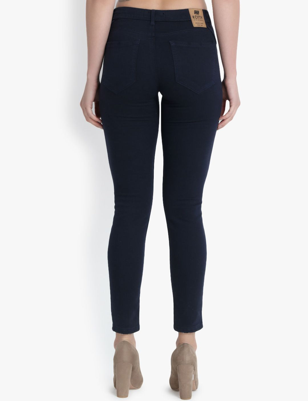 Kotty Women Black Skinny Fit High-Rise Clean Look Jeans