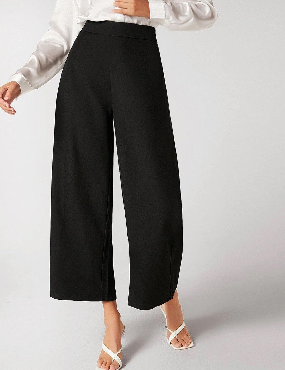 Kotty Women Relaxed Straight Leg Straight Fit High-Rise Easy Wash Trousers