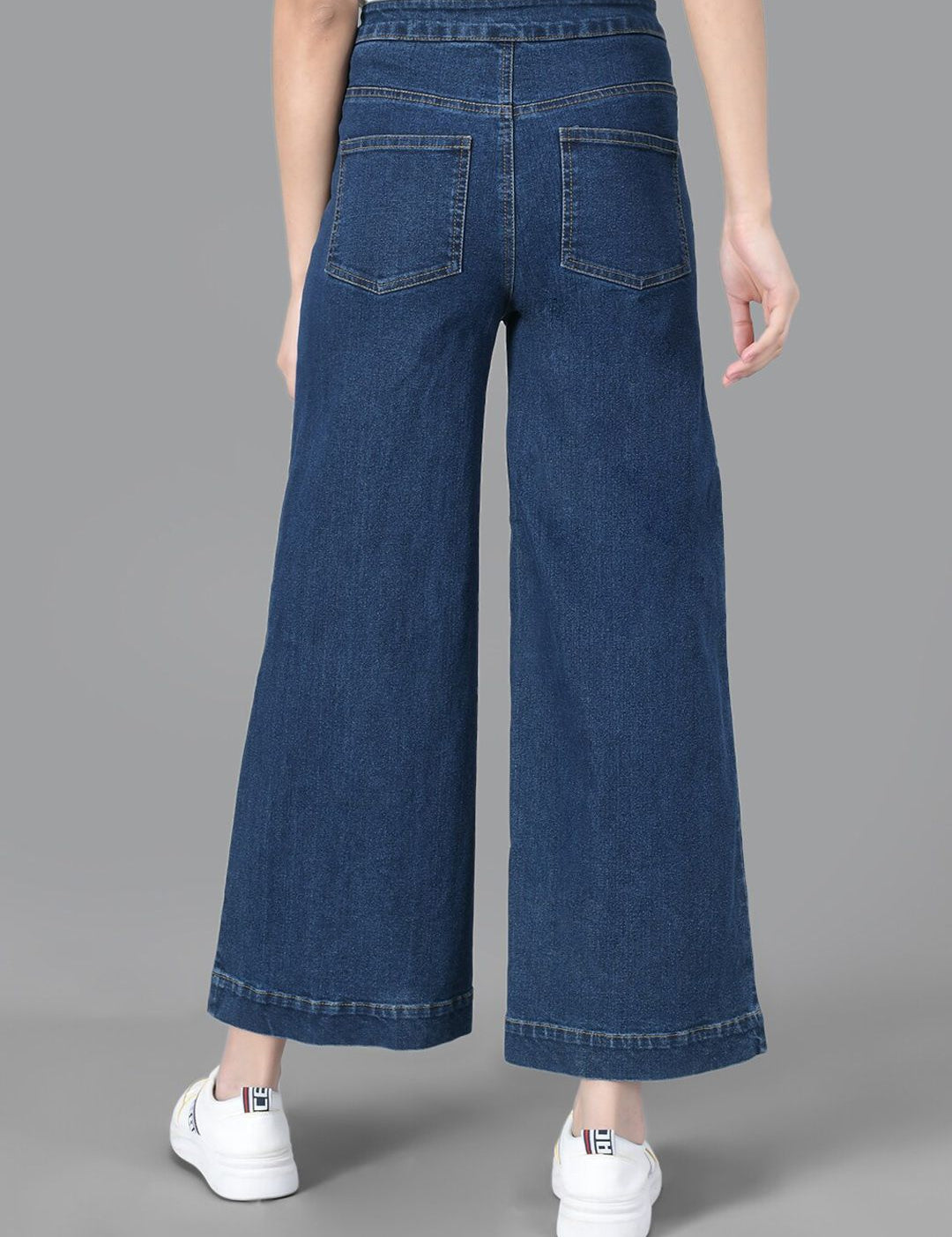 Kotty Women Blue Flared High-Rise Clean Look Jeans