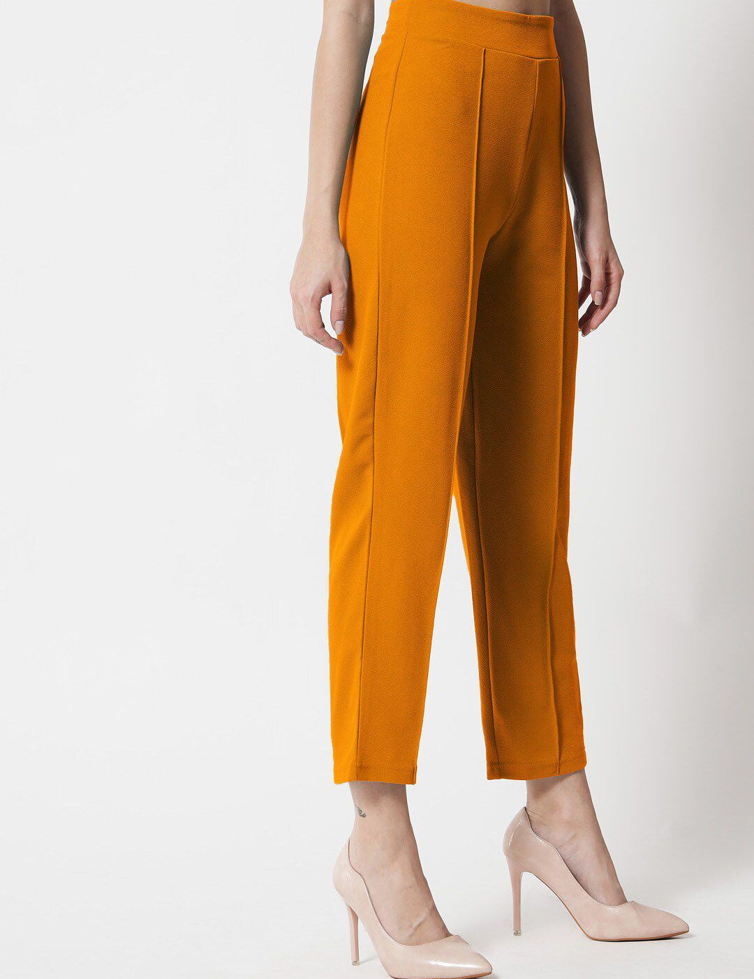 Kotty Women Relaxed Straight Fit High-Rise Easy Wash Trousers