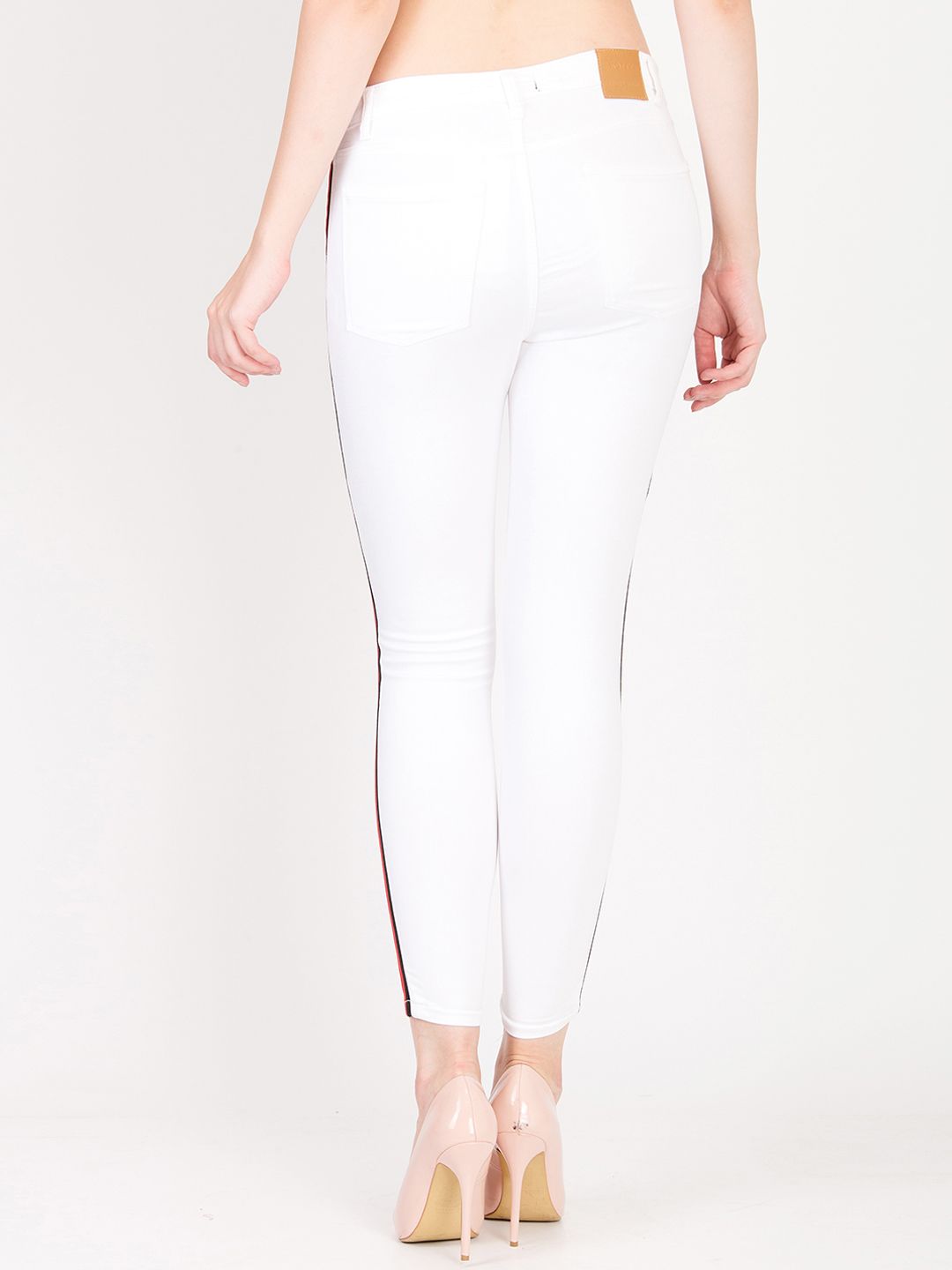 Kotty Women White Skinny Fit High-Rise Clean Look Jeans