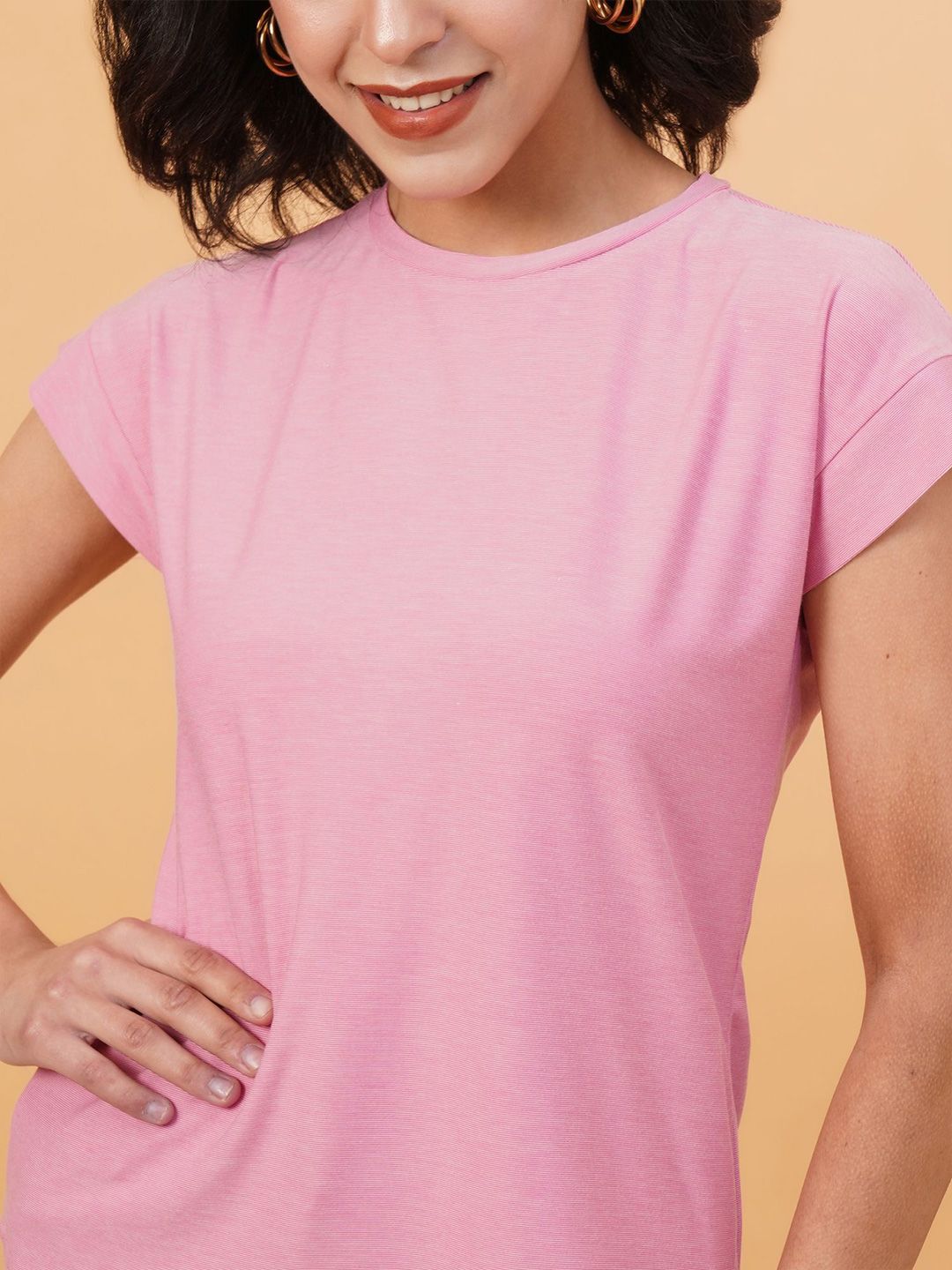 KOTTY Basics Women Solid Round Neck T-shirt